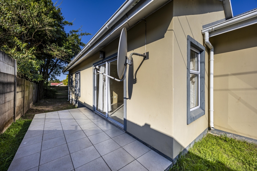 4 Bedroom Property for Sale in Cambridge West Eastern Cape